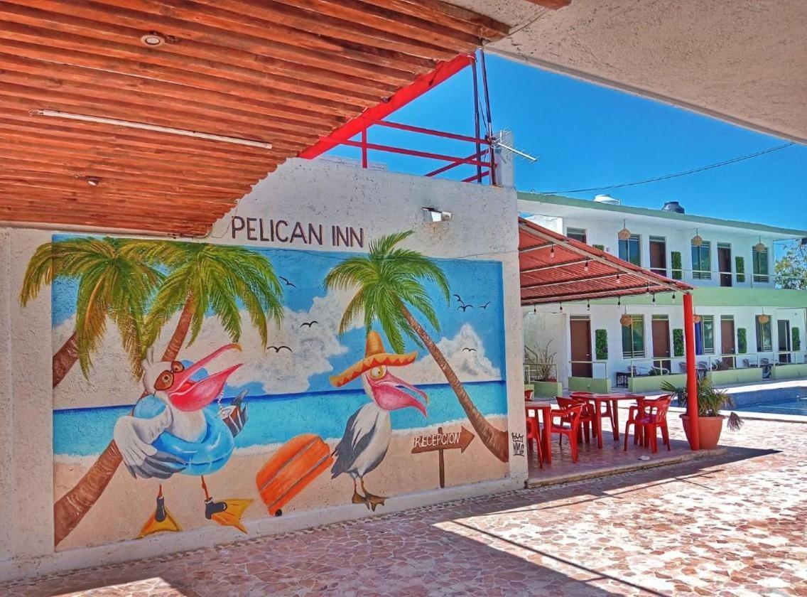Pelican Inn At Las Dunas チェレム エクステリア 写真